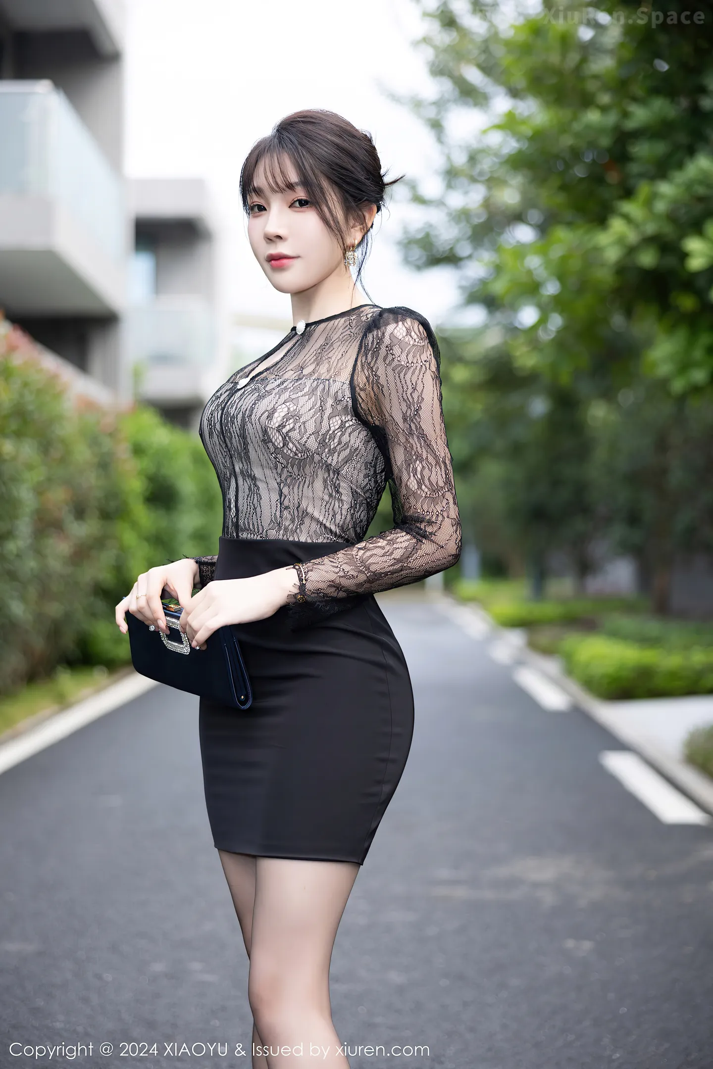 图片[3]-[XiaoYu画语界]Vol.1181 女神徐莉芝Booty黑色轻透连衣裙露蓝色内衣秀曼妙身姿诱惑写真84P-秀人网官方网站